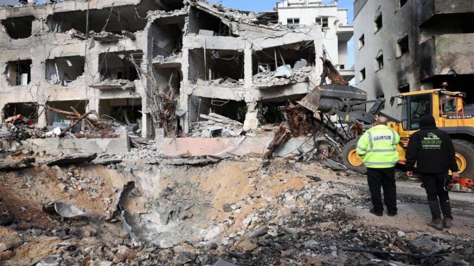 Irán lanza su más potente operación con misiles contra Israel y bases estadounidenses