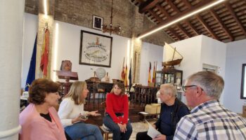 Compromís propone una ley para reconocer la pesca profesional de la Albufera