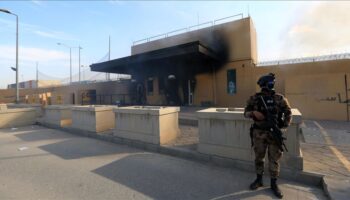 La Guerra de Irán se extiende a Irak mientras Estados Unidas ataca a milicias y la embajada norteamericana sufre un bombardeo