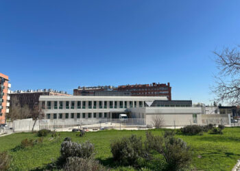 La asociación vecinal de Butarque denuncia “una situación sanitaria insostenible” tras el nuevo retraso en la apertura del centro de salud