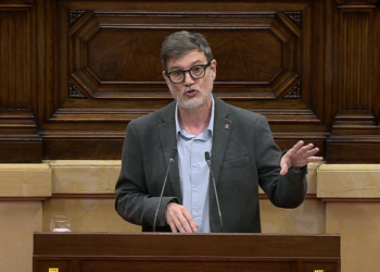 Els Comuns aconsegueixen el suport del Parlament per reforçar la seguretat i la salut laborals