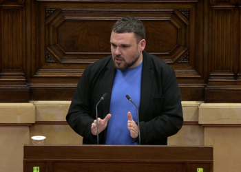 El Parlament aprova la proposta dels Comuns per vetar governs i empreses que vulnerin el dret internacional a la Fira de Barcelona