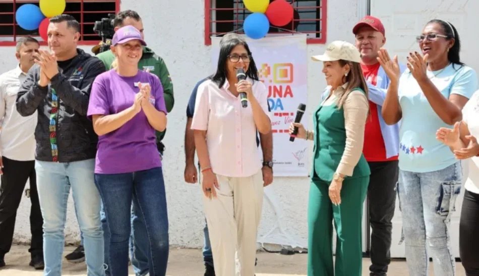 Presidenta (E) Delcy Rodríguez: El camino para Venezuela es la consolidación de la democracia participativa