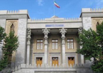 “Piratería marítima”: Irán condena ataque de EEUU a su barco comercial