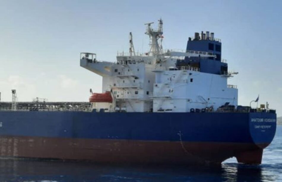 Concluye exitosamente la descarga de 100.000 toneladas de crudo ruso donadas a Cuba