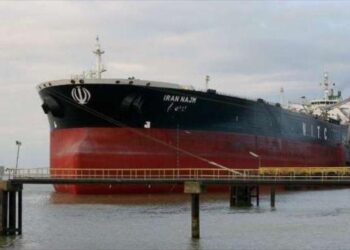 Lloyd’s: 26 buques iraníes rompen el bloqueo naval estadounidense