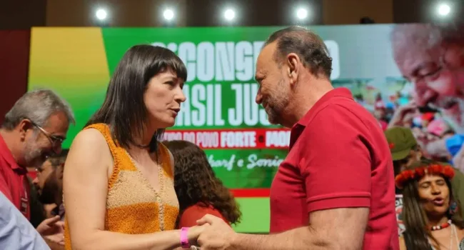 Pontón destaca a sintonía do BNG co PT de Lula da Silva a favor da paz, do dereito internacional e da xustiza social