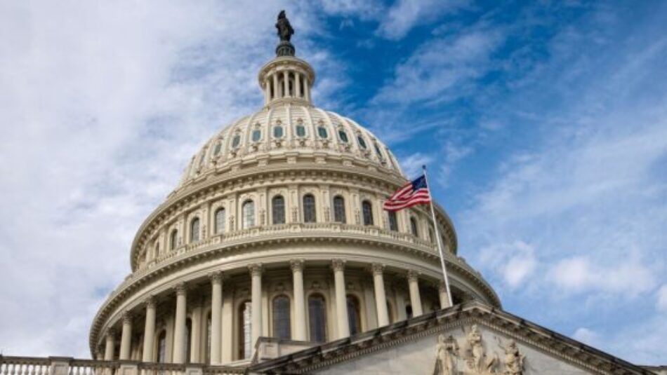 Senado de EE.UU. rechaza restricciones a una posible acción militar de Trump en Cuba: republicanos vencen 51 a 47
