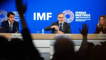 FMI: Guerra de EE.UU. contra Irán eleva riesgo de una recesión mundial