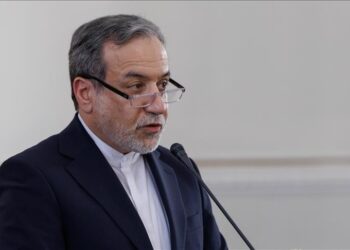 Irán advierte sobre el riesgo de una fuga radiactiva tras ataques a Busheher