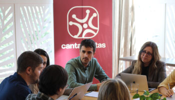 Cantabristas exige al Gobierno que publique cuánto dinero estaba dispuesta a pagar Regeneron Pharmaceuticals por el uso de los datos y muestras de Cohorte