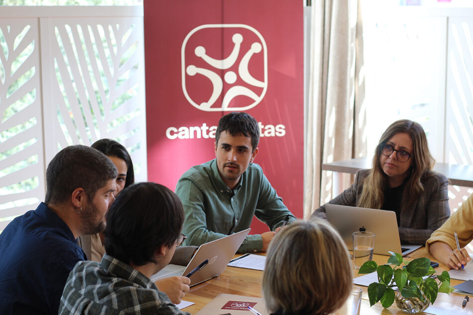 Cantabristas exige al Gobierno que publique cuánto dinero estaba dispuesta a pagar Regeneron Pharmaceuticals por el uso de los datos y muestras de Cohorte