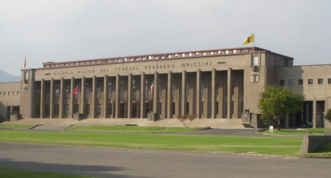 Condenados tres altos oficiales del ejército chileno por quemar archivos de la dictadura