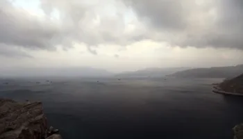 Gobierno de coalición rechaza pretendido «bloqueo naval de EE.UU. en Ormuz» y llama a la desescalada