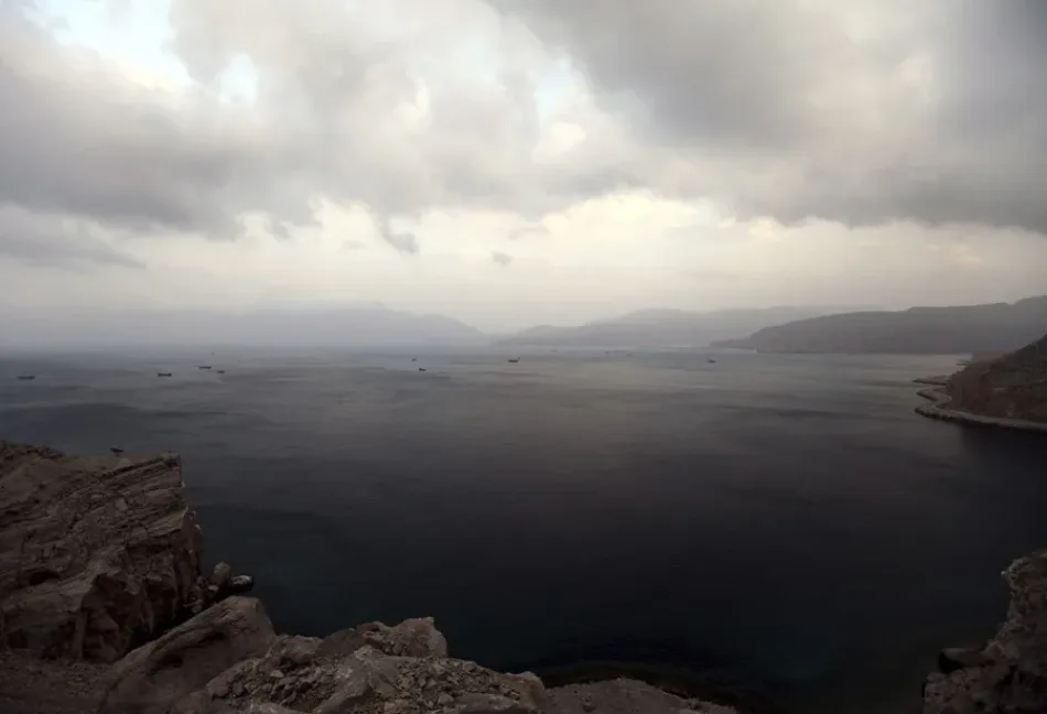 Gobierno de coalición rechaza pretendido «bloqueo naval de EE.UU. en Ormuz» y llama a la desescalada