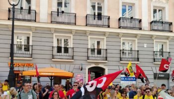 CGT califica de “éxito” la huelga general de Semana Santa en Correos y advierte del aumento de la movilización en Sevilla