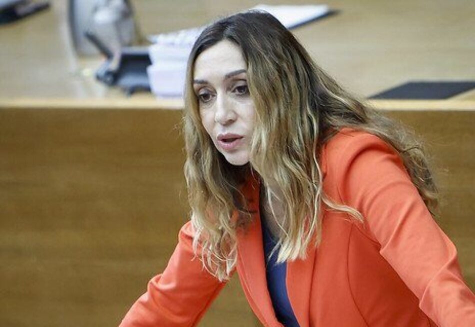 Compromís: «Es alarmante la deriva xenófoba del PP, aplaudiendo y votando a favor cada semana las soflamas de Vox contra la inmigración»