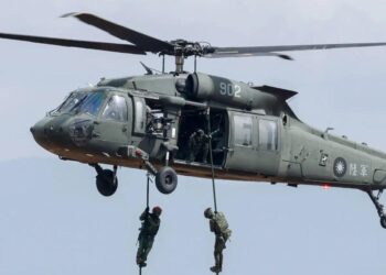 Irán derriba dos helicópteros militares de Estados Unidos