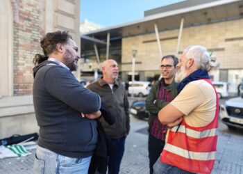 El candidato de Por Andalucía, Ernesto Alba, exige «frenar las ayudas públicas a las empresas que explotan a sus trabajadores»