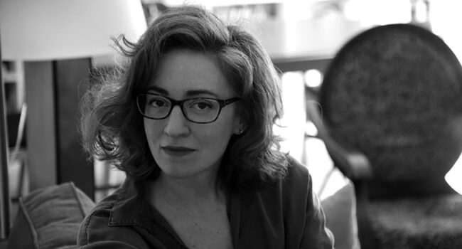 “La hija del sordo”. Julia Montejo escribe una novela sobre la ley del silencio como herencia