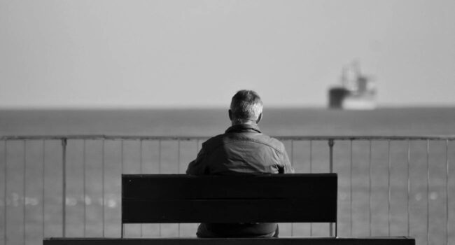 La soledad afecta a la pérdida de memoria, pero no acelera su deterioro progresivo