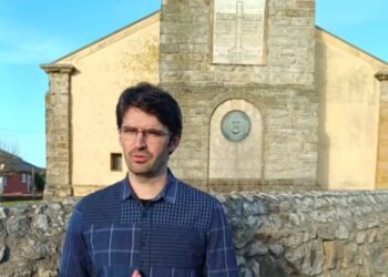 Cantabristas insta al Ayuntamiento de Piélagos a proceder a la retirada de la simbología franquista que aún queda en Liencres y Oruña