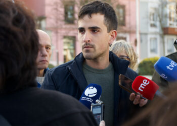 Cantabristas arremete contra un PROT que “convierte en norma el modelo ruinoso de convertir Cantabria en un resort turístico”