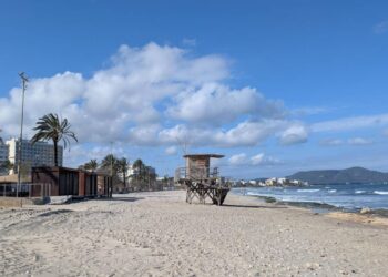 Playas en retroceso buscan cómo sobrevivir al cambio climático