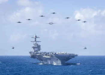 Portaaviones USS Gerald Ford regresa a EE. UU. tras despliegue récord