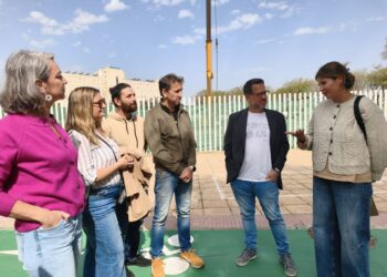 Adelante Andalucía: «Moreno Bonilla debe sentarse a escuchar a las matronas»