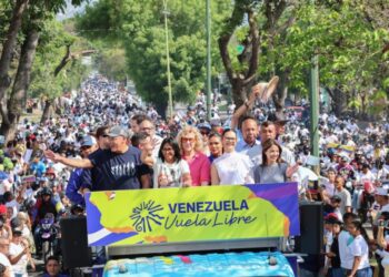 Presidenta (E) Delcy Rodríguez encabezó en Barquisimeto Gran Peregrinación Nacional por Venezuela sin Sanciones