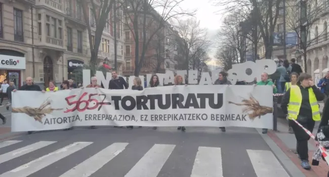 Colectivos en defensa de los derechos humanos se reúnen con el Defensor del Pueblo para abordar el problema de la impunidad policial y en los centros penitenciarios frente a la tortura