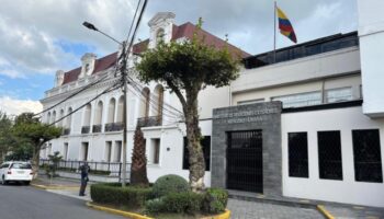 Confirman deportación de tres ecuatorianos al Congo desde EEUU