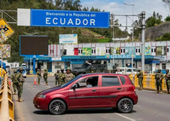 Ecuador subirá aranceles a Colombia del 50 al 100 por ciento