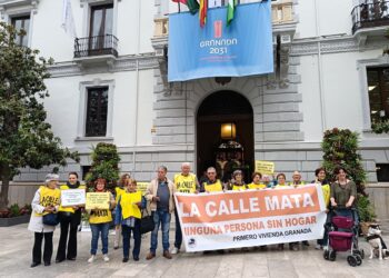 «La Calle Mata» propone un decálogo de medidas a los partidos políticos para una digna atención a las personas sin hogar en Granada