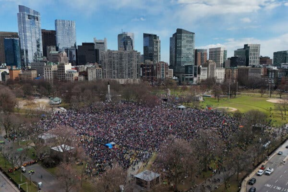 Activistas de solidaridad con Cuba se unieron a las protestas de «No Kings» en todo EE. UU.