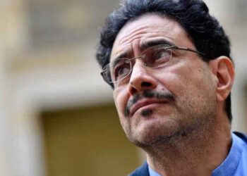 Candidato Cepeda mantiene liderazgo en intención de voto en Colombia