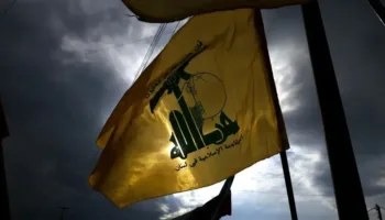 Líbano: Hezbolá ataca posiciones israelíes y denuncia 220 violaciones del alto el fuego