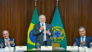 Lula da Silva hace 18 cambios ministeriales de cara a elecciones generales de octubre