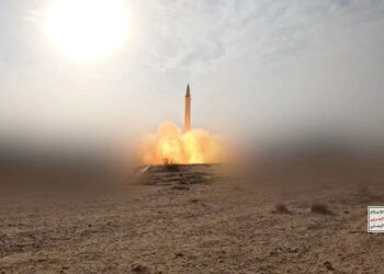 En coordinación con Irán y Hezbolá, Yemen ataca objetivos israelíes estratégicos en el sur de la Palestina ocupada