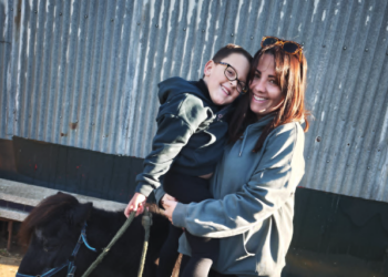 CCOO denuncia la falta de humanidad de los gestores de Moreno Bonilla y ofrece su apoyo a la familia de Marco, el niño de Tahivilla al que van a retirar el apoyo del PTIS que necesita