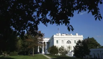 Servicio Secreto de EE.UU. investiga reporte de disparos cerca de Casa Blanca