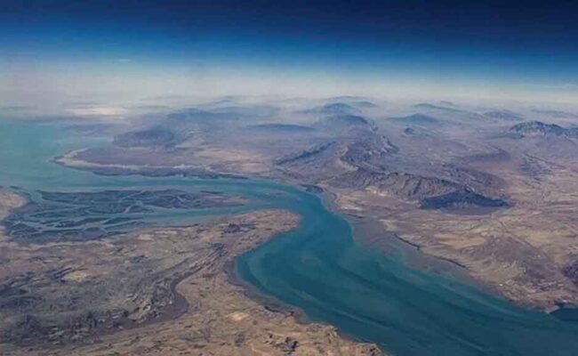 Irán vuelve a cerrar el estrecho de Ormuz