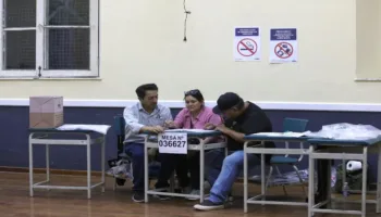 Actualización de los resultados iniciales de las elecciones generales en Perú