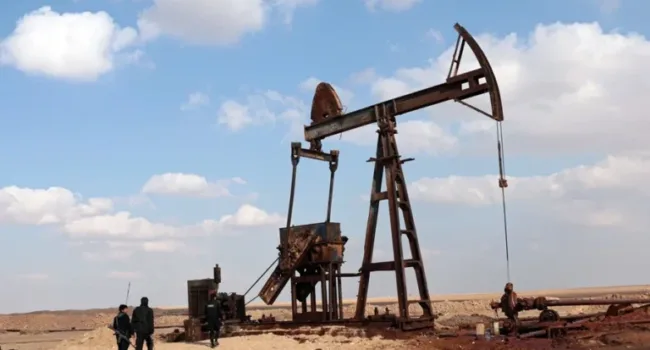 Precios del petróleo caen tras anuncio de alto al fuego tras victoria histórica de Irán