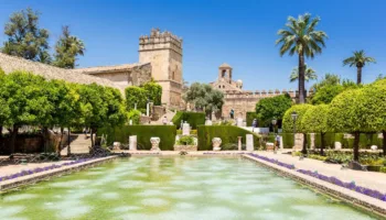 FACUA Córdoba denuncia ante la Cámara de Cuentas de Andalucía el cobro de tasas por bodas civiles no celebradas en el Alcázar