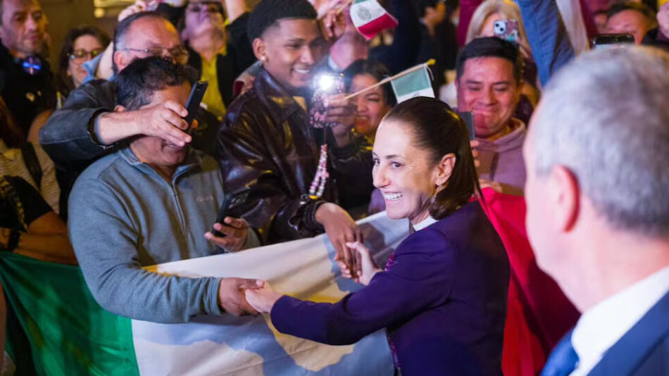 Sheinbaum llega a Barcelona para la cumbre de líderes progresistas