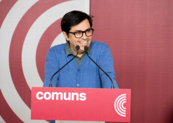 Pisarello: “La regularització de migrants i la suspensió del desnonament de Sant Agustí són victòries de la ciutadania”