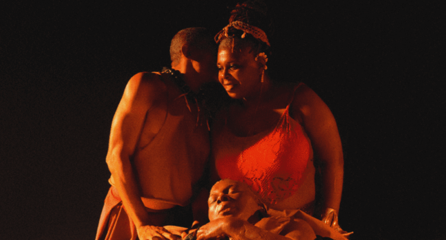 Silvia Albert Sopale vuelve a Teatro del Barrio con LÖTÒ, una obra para reconciliar al público con sus cuerpos