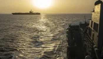 Irán moviliza 11 millones de barriles de crudo pese a bloqueo estadounidense